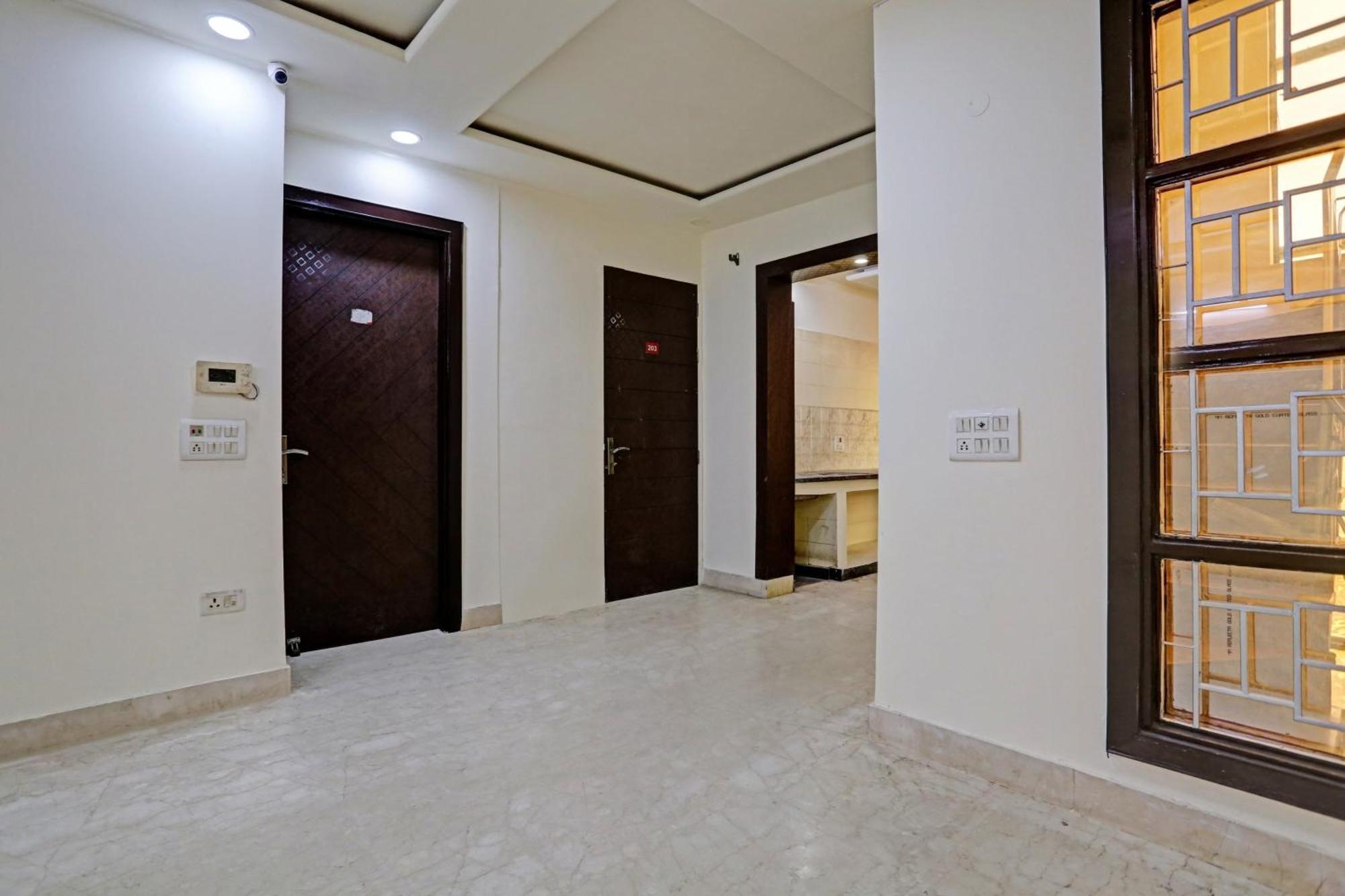 Hotel O Golden Key Inn Punjabi Bagh New Delhi Luaran gambar